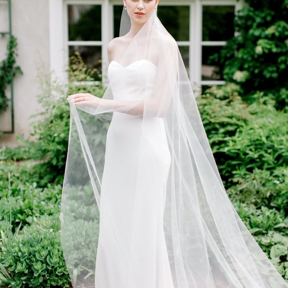 Noon on the Moon Italian Tulle Wedding Veil Pale Ivory Cathedral 275cm